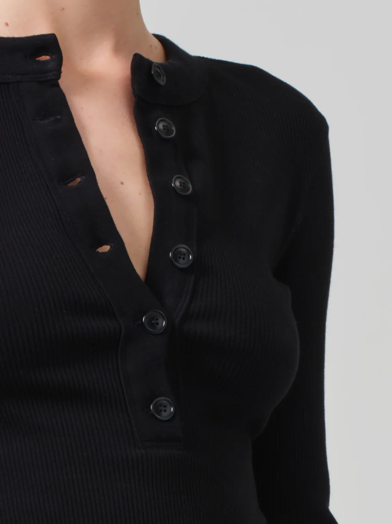 Varra Henley in Black