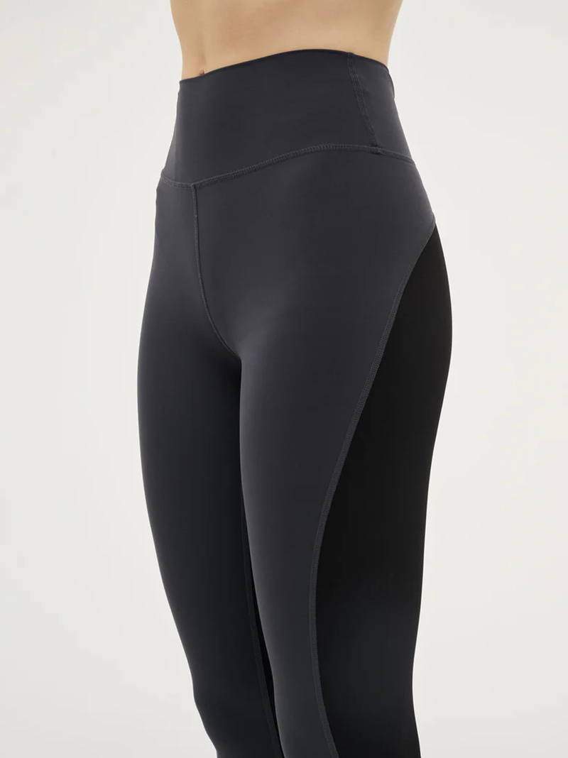 Tempo Legging