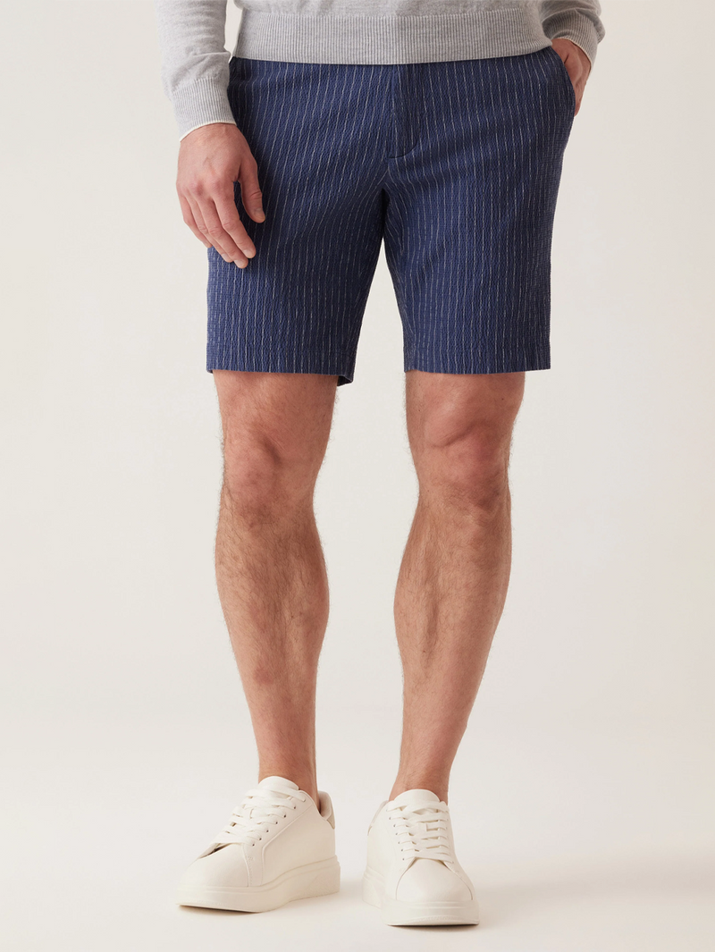 Oasis Bermuda In Seersucker Indigo Heather Pinstripe