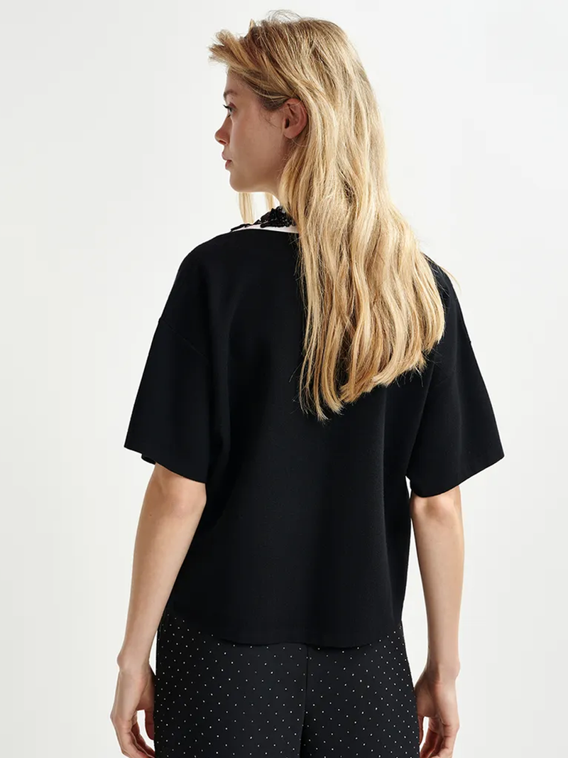 Hoiseau Embroidered Polo in Black