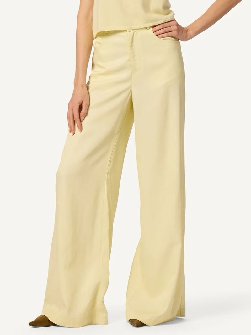 Adrianna Wide Leg Pant in Pale Citron