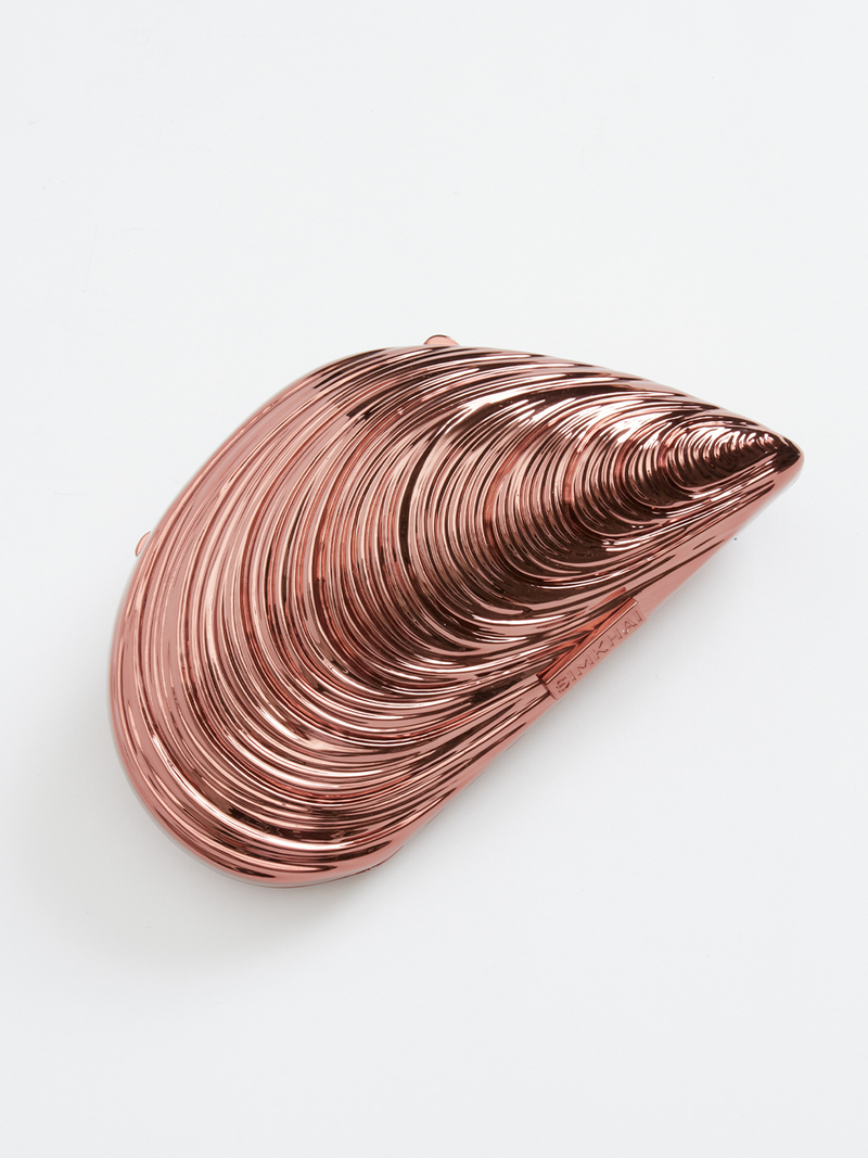 Bridget Metal Oyster Clutch in Dark Copper