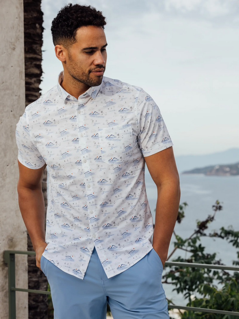 Leeward Short Sleeve Shirt in White Tidal Pool