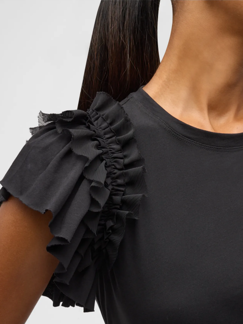 Leia Ruffle Sleeve Top in Noir