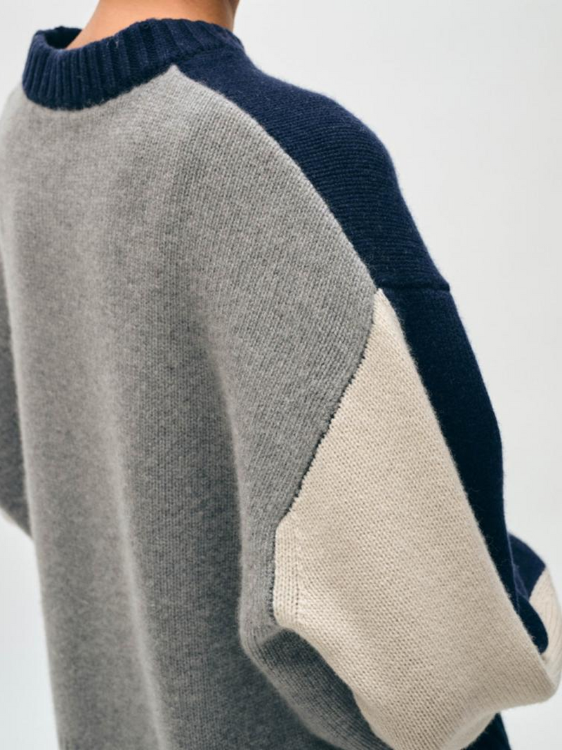 Cashmere Blend Colorblock Crew in Navy