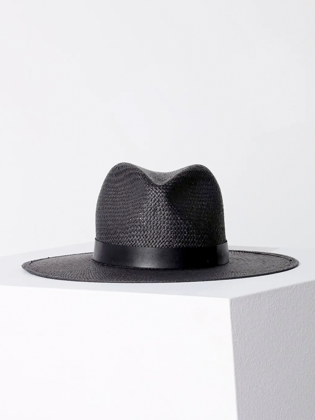 Simone Hat in Black